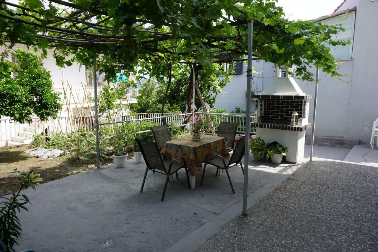 Anastasia' S Guest House Neos Marmaras Exterior photo