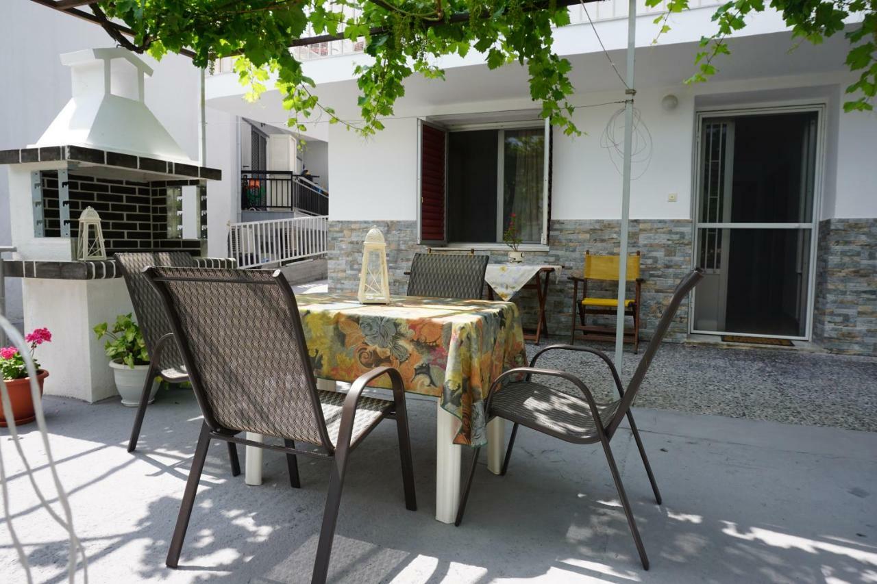 Anastasia' S Guest House Neos Marmaras Exterior photo