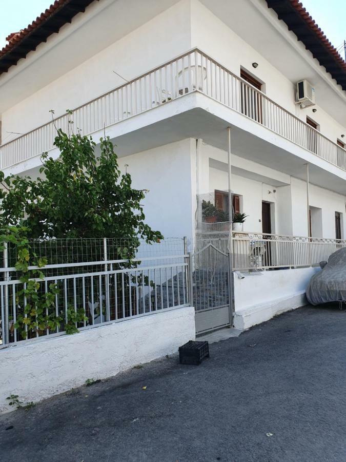 Anastasia' S Guest House Neos Marmaras Exterior photo