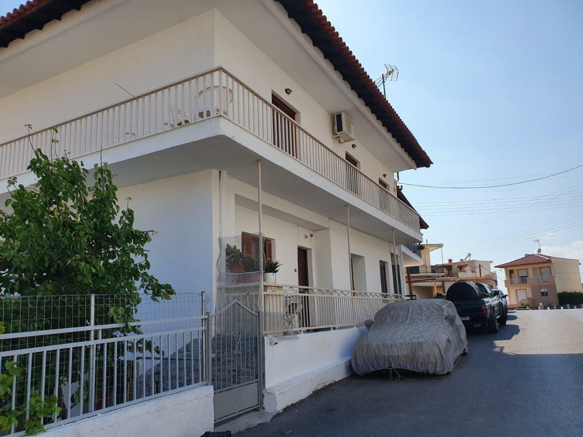 Anastasia' S Guest House Neos Marmaras Exterior photo